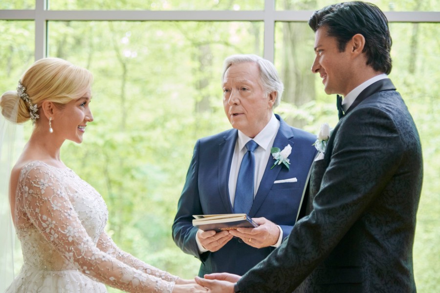 Wedding At Graceland