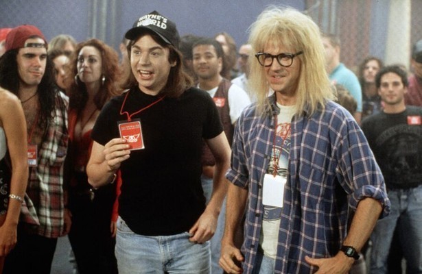 Mike Myers en Dana Carvey in Wayne's World 2