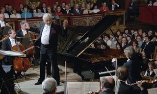 Zimerman und Bernstein interpretieren Brahms