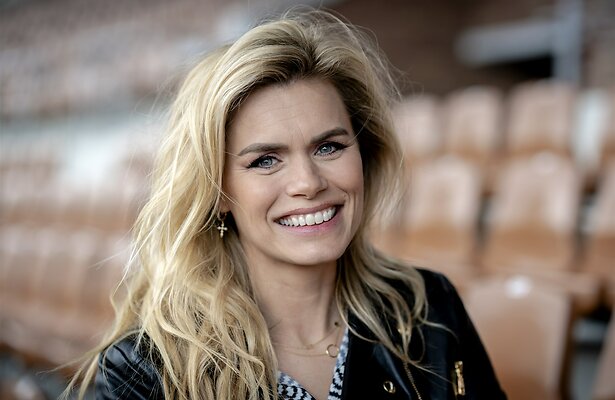 Nicolette van Dam