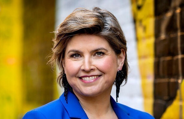 Angela de Jong