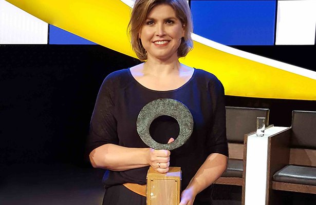 Angela de Jong