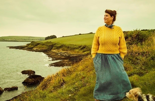 Yvette van Boven voor Bij Van Boven Thuis, in Ierland