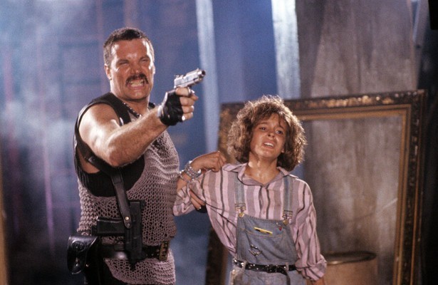 Arnold Schwarzenegger in Commando