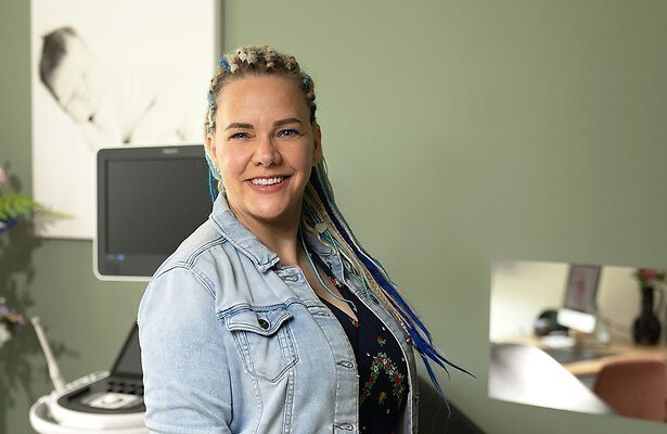 Margretha in De Verloskundigen