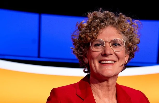 Julia Wouters in De Slimste Mens