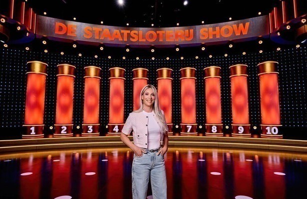 Hélène Hendriks voor De Staatsloterij Show