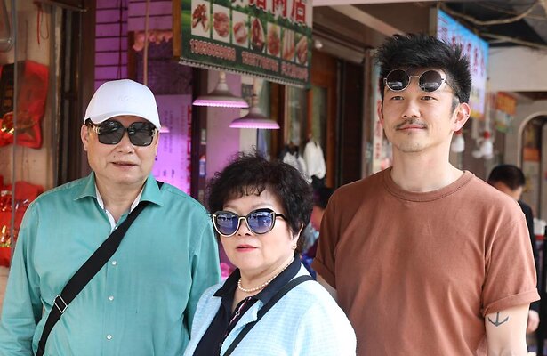 Tony, Lan en Pete Wu voor De Sleutel van Pete