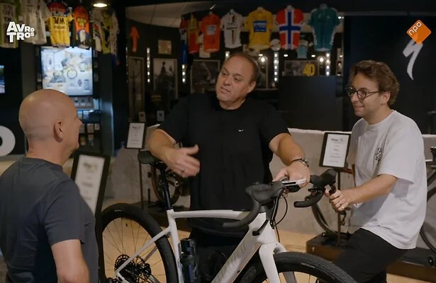 Frans ging zijn racefiets ophalen