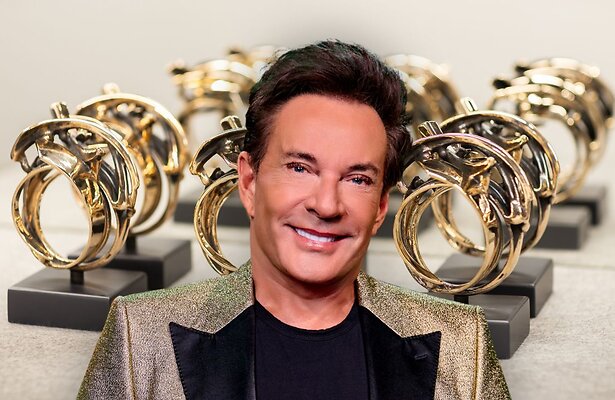 Gerard Joling won de prijs in 2025 met zijn vlog