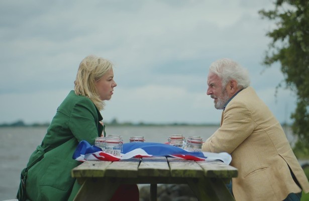 Nynke de Jong en Huub Stapel voor Het Vuur van de Friezen
