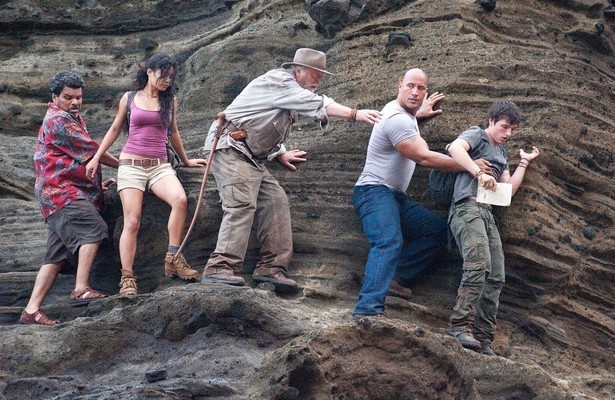 Dwayne Johnson en overige castleden Journey 2: The Mysterious Island