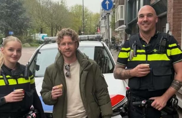 Agenten Kirsten en Maikel met Ewout Genemans