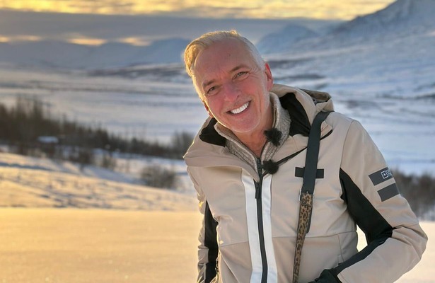 Martien Meiland voor Kerst met de Familie Meiland in IJsland