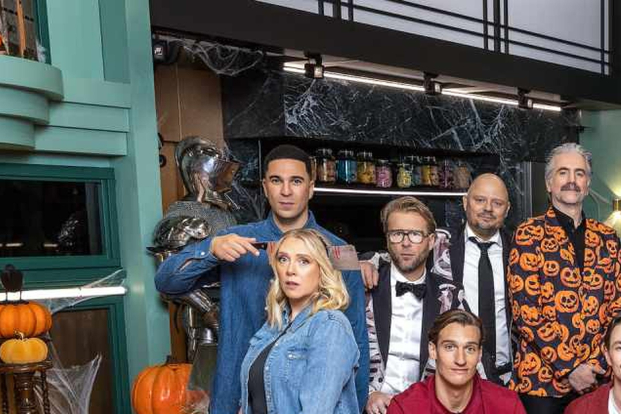 LOL: Last One Laughing Halloween Special