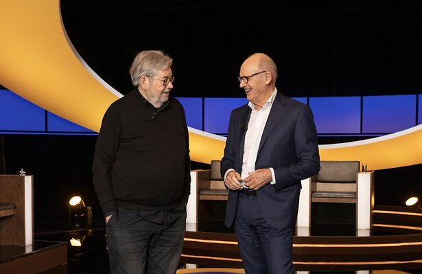 Maarten van Rossem en Philip Freriks voor De Slimste Mens