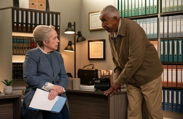 Kathy Bates en Hal Williams in Matlock