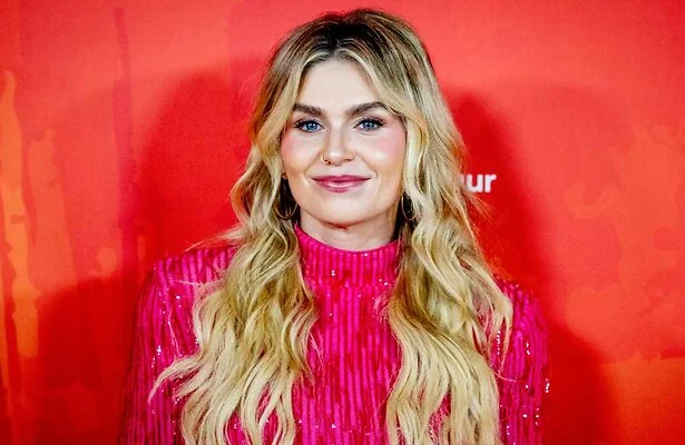Roxeanne Hazes
