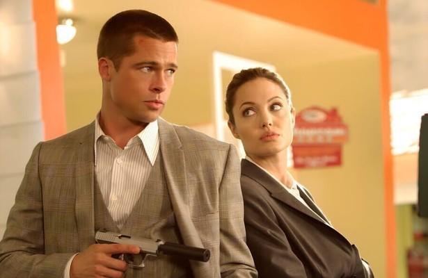 Brad Pitt en Angelina Jolie in Mr. & Mrs. Smith