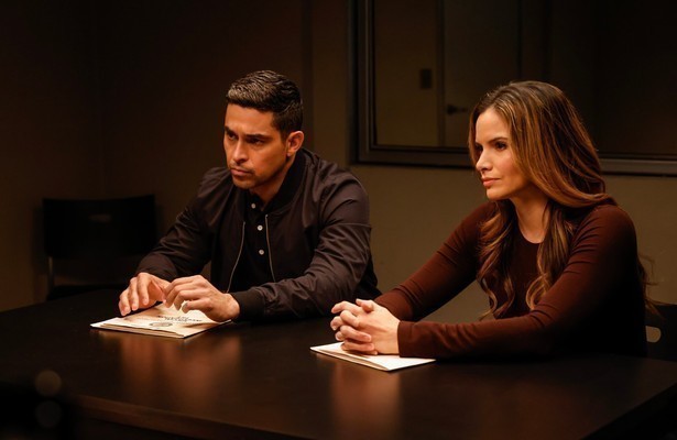 Wilmer Valderrama en Katrina Law in NCIS