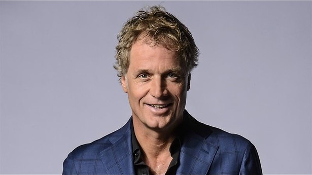 Pauw bezoekt verpleeghuis