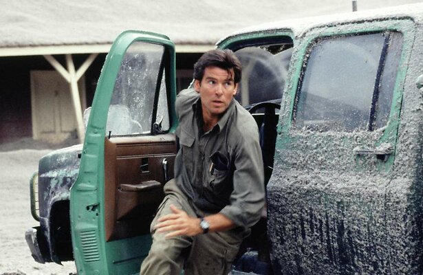 Pierce Brosnan in Dante's Peak