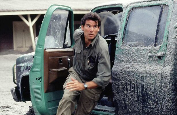 Pierce Brosnan in Dante's Peak