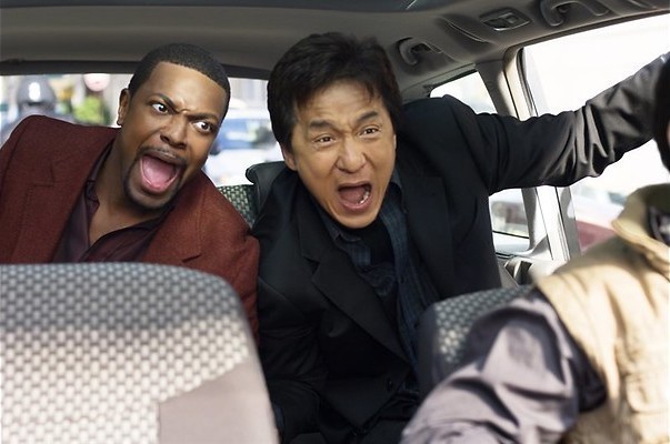 Jackie Chan toont zijn kunsten in Parijs