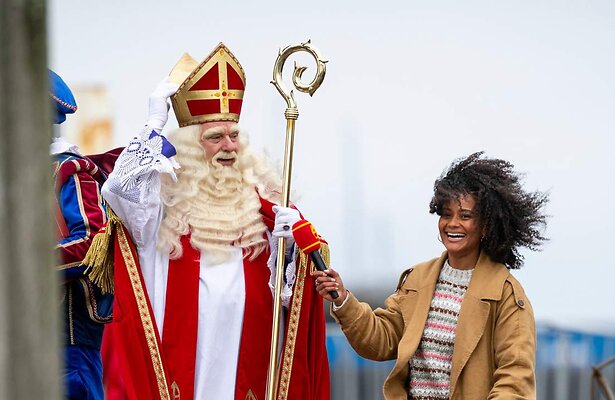 Sinterklaas en Stephanie van Eer