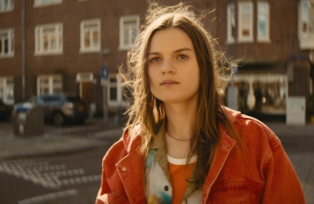 Romy Gevers voor Please Try Again Later