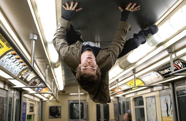 Andrew Garfield als Peter Parker / Spider-Man in The Amazing Spider-Man
