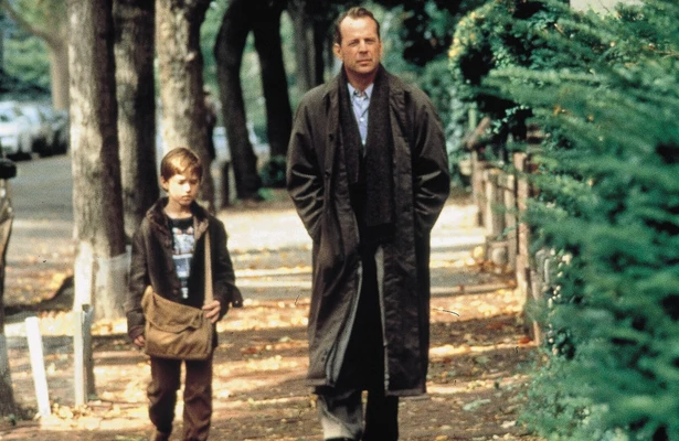 Bruce Willis en Haley Joel Osment in The Sixth Sense