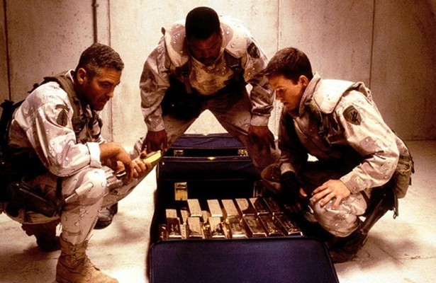 George Clooney, Mark Wahlberg en Ice Cube in Three Kings